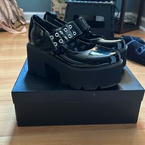 LAMODA Mary Jane’s